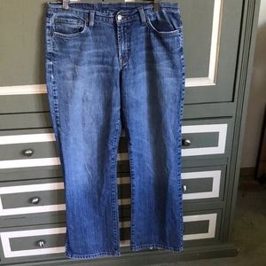🔴 Lucky Brand Rider fit relaxed - size 12 / 31